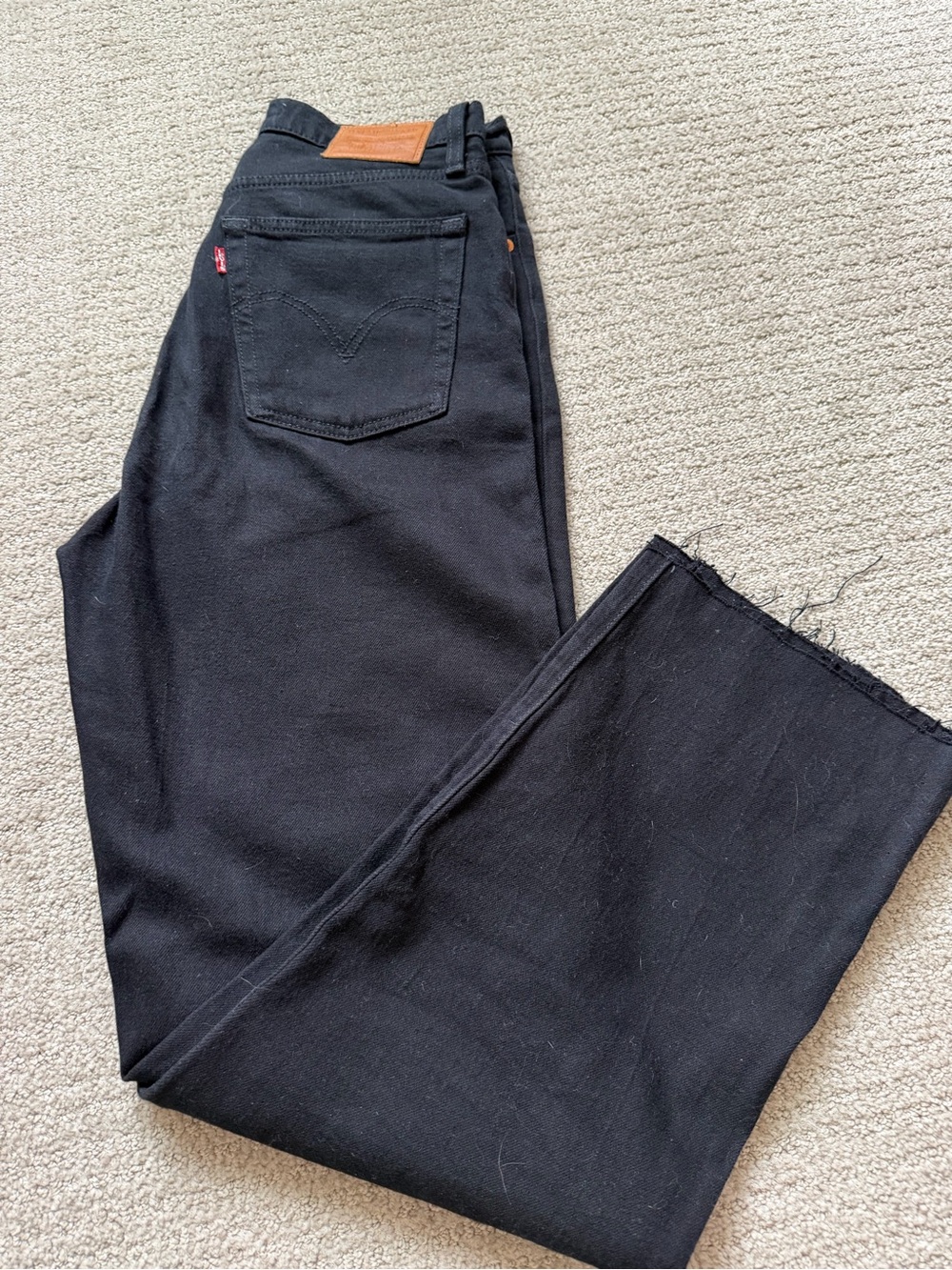 Levi's Women's Black Ribcage Straight-Leg Jeans